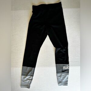 Women’s nike leggings
